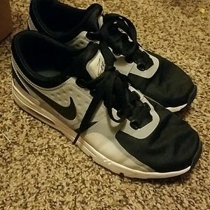 Nike Air size 9